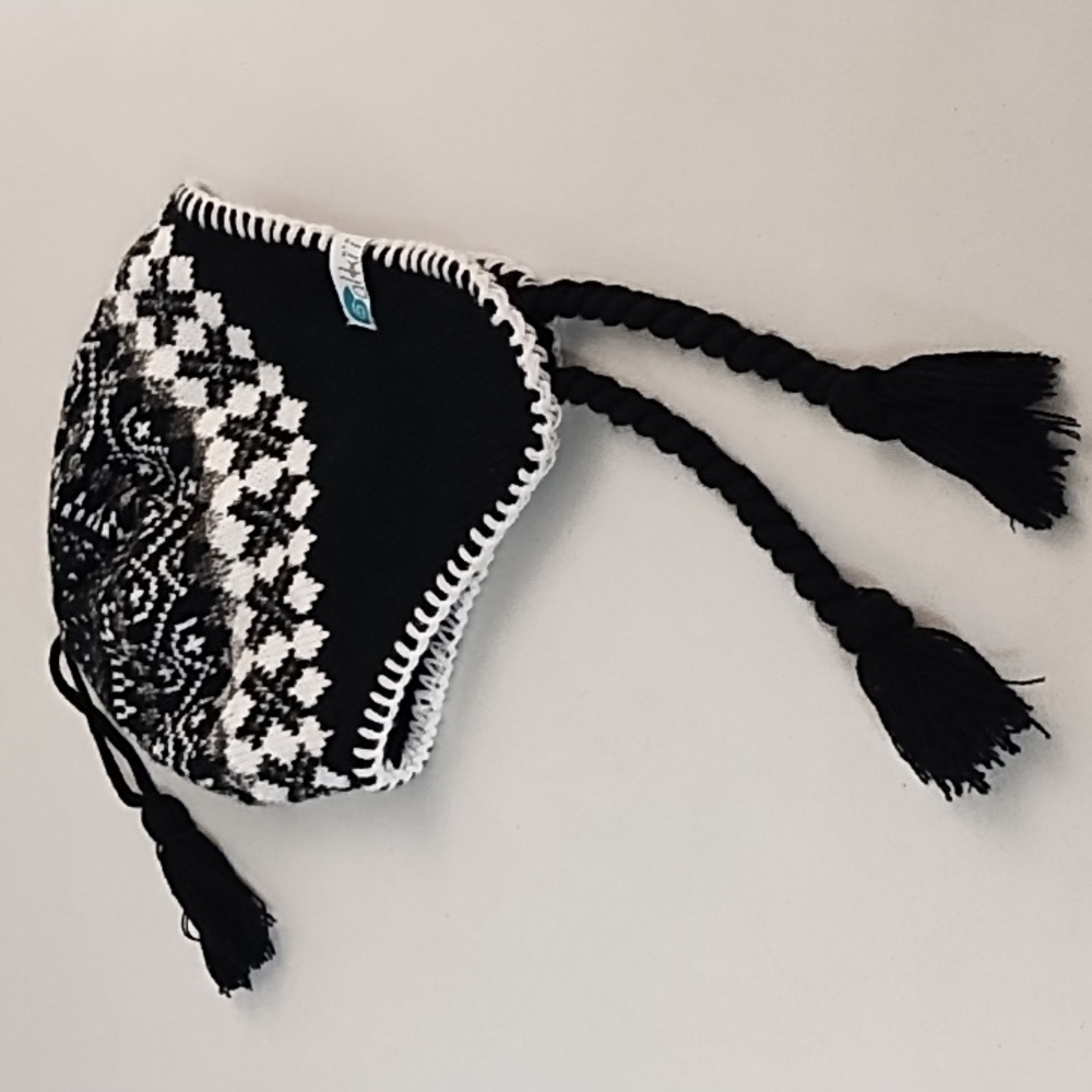 Alki'i Fair Isle Knit Beanie Hat Lined with Soft Velour Sherpa Blk Cream Grey